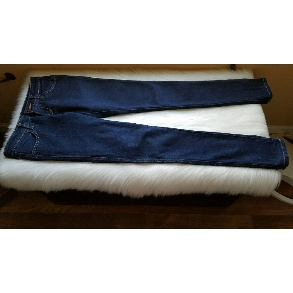 Forever 21 Low-Rise Skinny Jeans - Picture 3 of 8